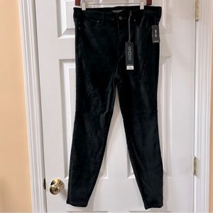 NWT Liverpool Faux Suede Skinny Pants Size 12/31